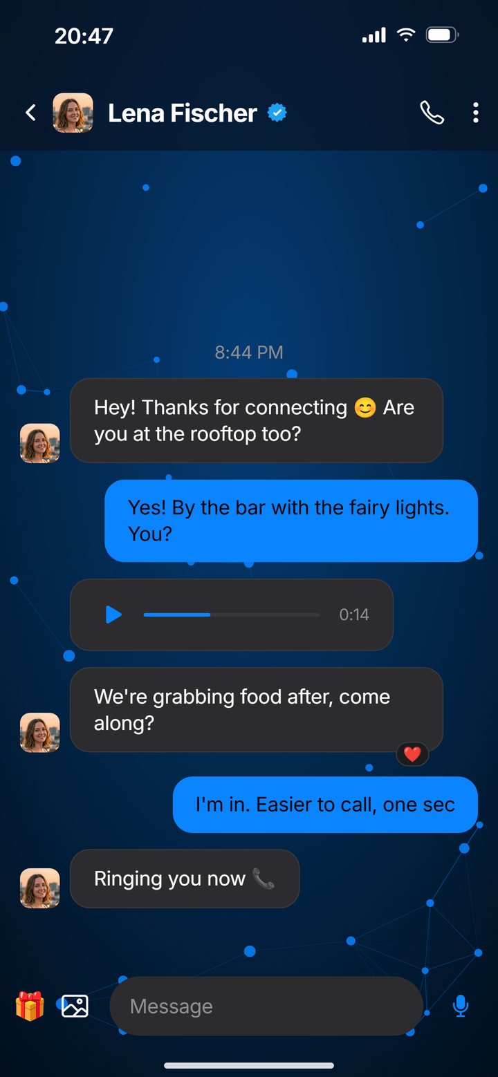 A BeApp chat with a voice note and the call button
